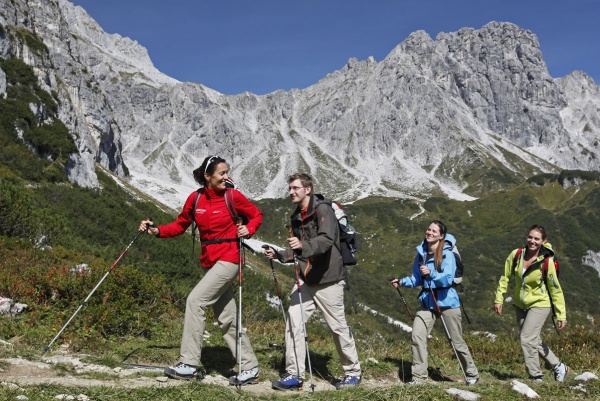 Geführte Wanderung mit ausgebildeten Wander- und Bergführern © TVB Filzmoos / Herbert Raffalt
